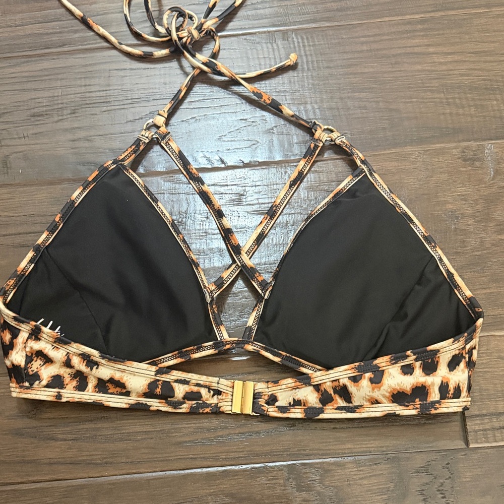 Violate the dress code bikini top Leopard Print Triangle - Picture 10 of 10